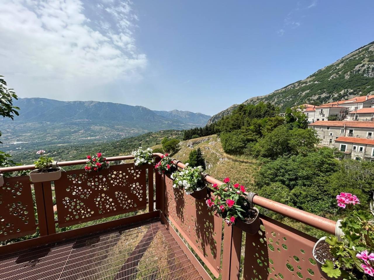 Willa Il Borgo Dei Normanni Colliano Zewnętrze zdjęcie