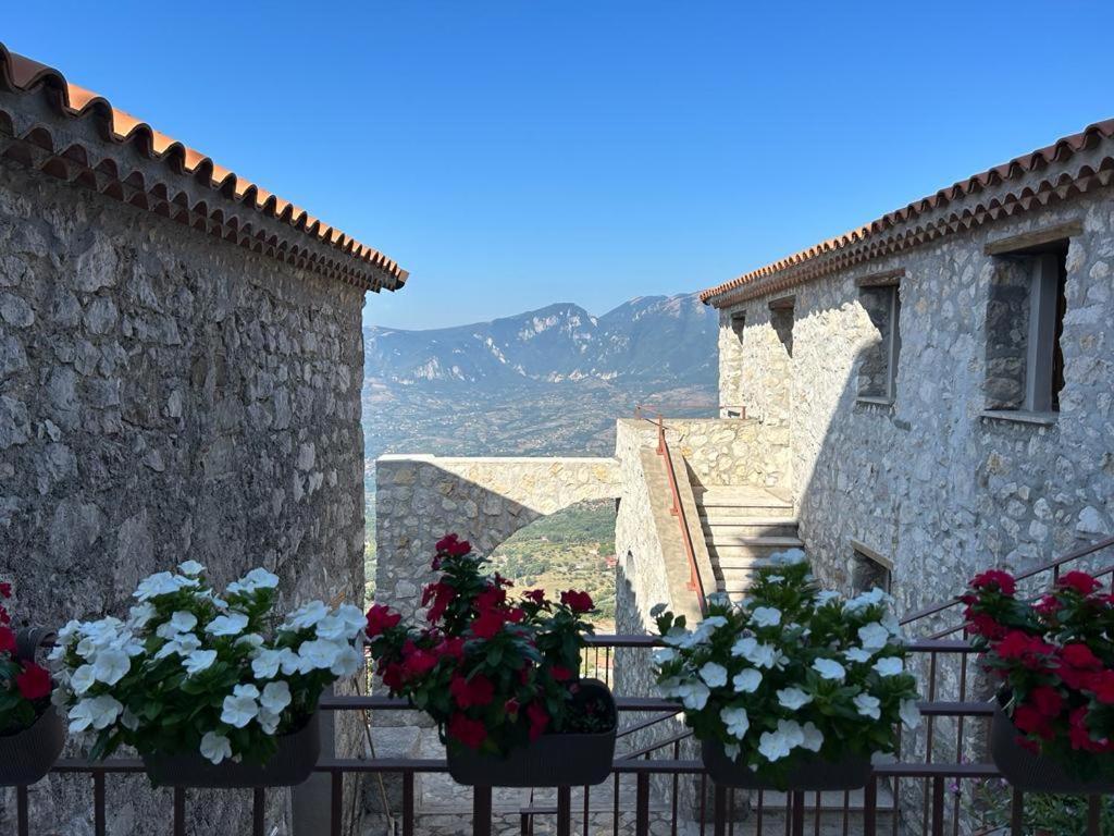 Willa Il Borgo Dei Normanni Colliano Zewnętrze zdjęcie