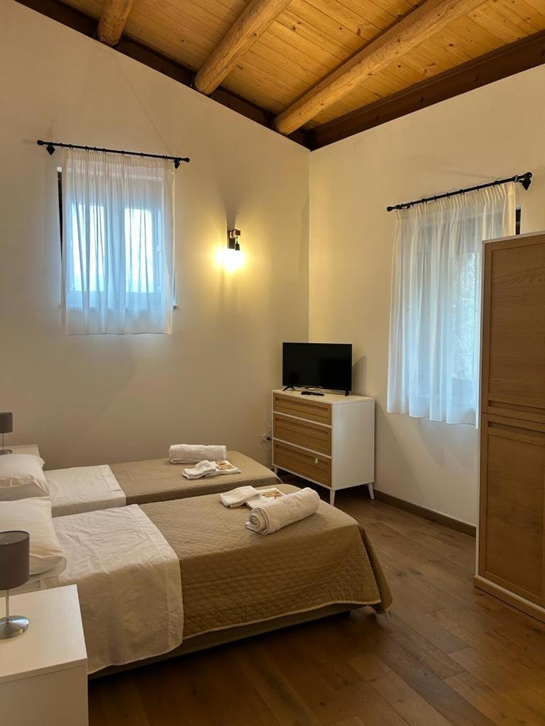 Willa Il Borgo Dei Normanni Colliano Zewnętrze zdjęcie